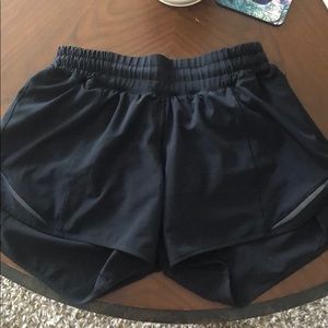 Lulu lemon hotty hot short